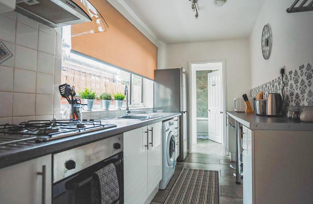 Cosy Affordable Digs Near Coventry City Centre Sleeps5 With Free Parking Dış mekan fotoğraf